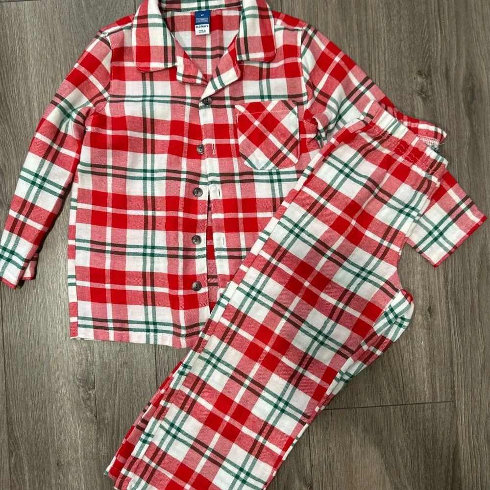 Old Navy Christmas Red, White & Green Plaid Boy Pajama Set